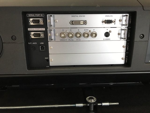 Christie LX 1500 Videobeamer
