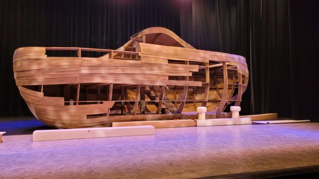 Holzschiff aus „Zar und Zimmermann“