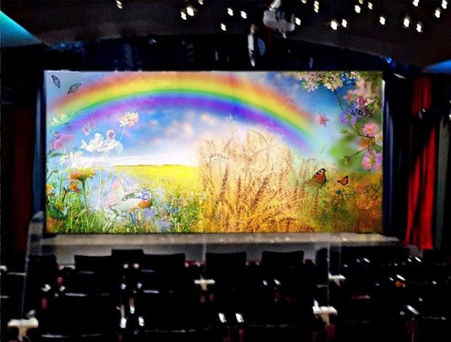 Bühnenvorhang „Im Lande OZ“ – Foto Bühnenansicht