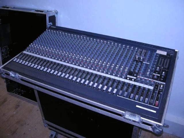 Yamaha MG 32/14FX inkl. Case
