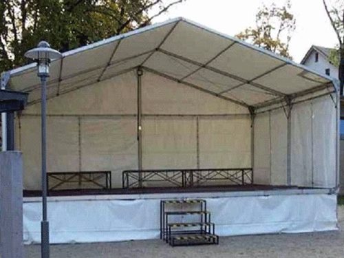 Bühne mit Dach 8 x 6m