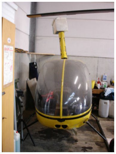 Kunstobjekt: Einsitzer Hubschrauber