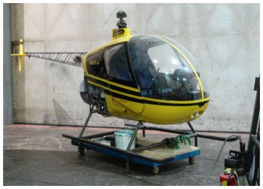 Kunstobjekt: Einsitzer Hubschrauber