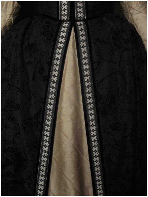 Renaissancekleid schwarz/gold/beige
