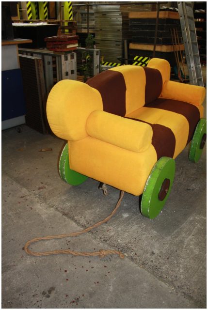 Janosch Sofa aus Puppenproduktion